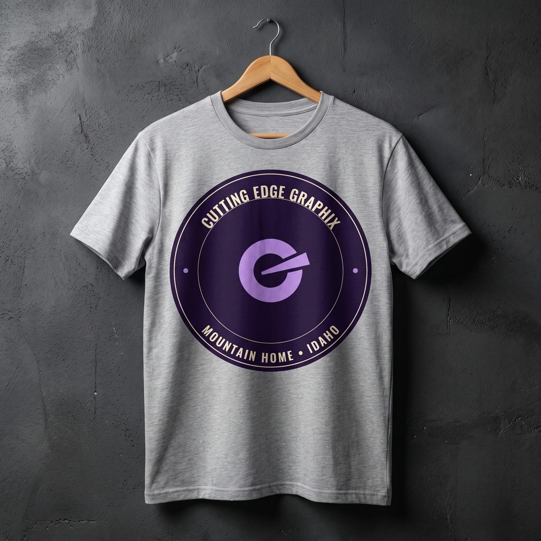 Badge crest tee
